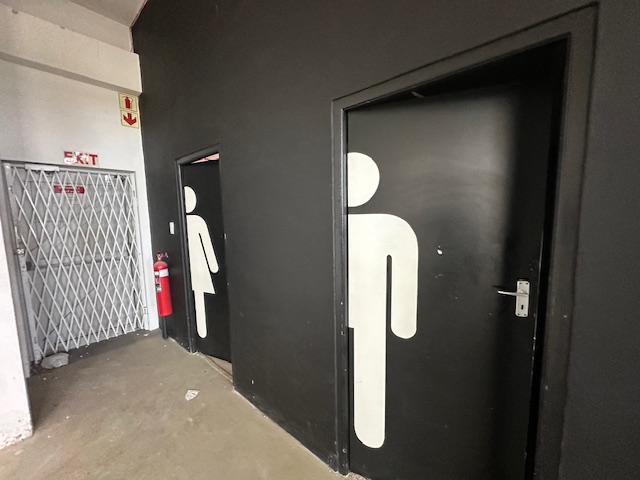 To Let commercial Property for Rent in Maitland Western Cape
